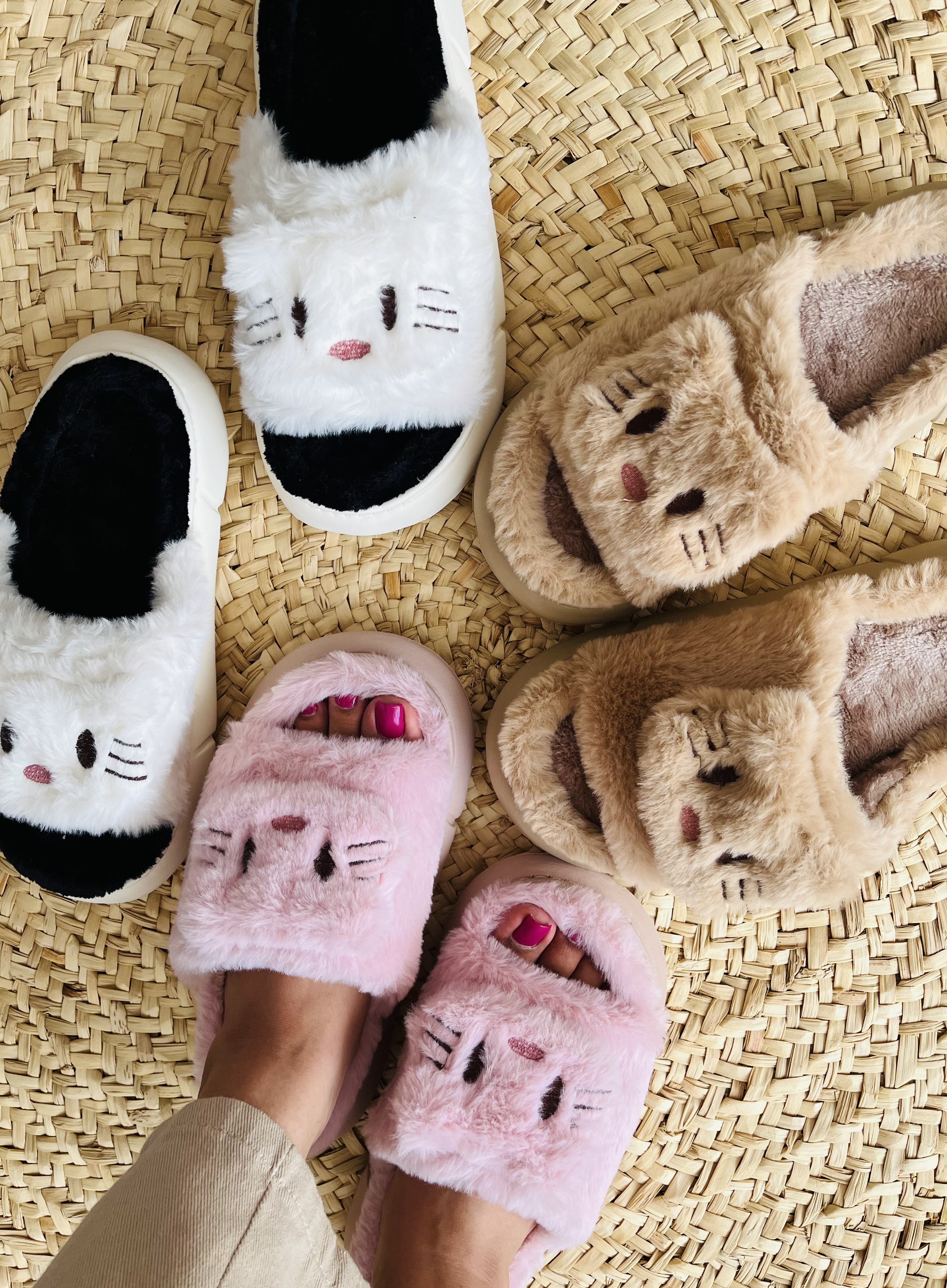 دمپایی حوله ای کیتی